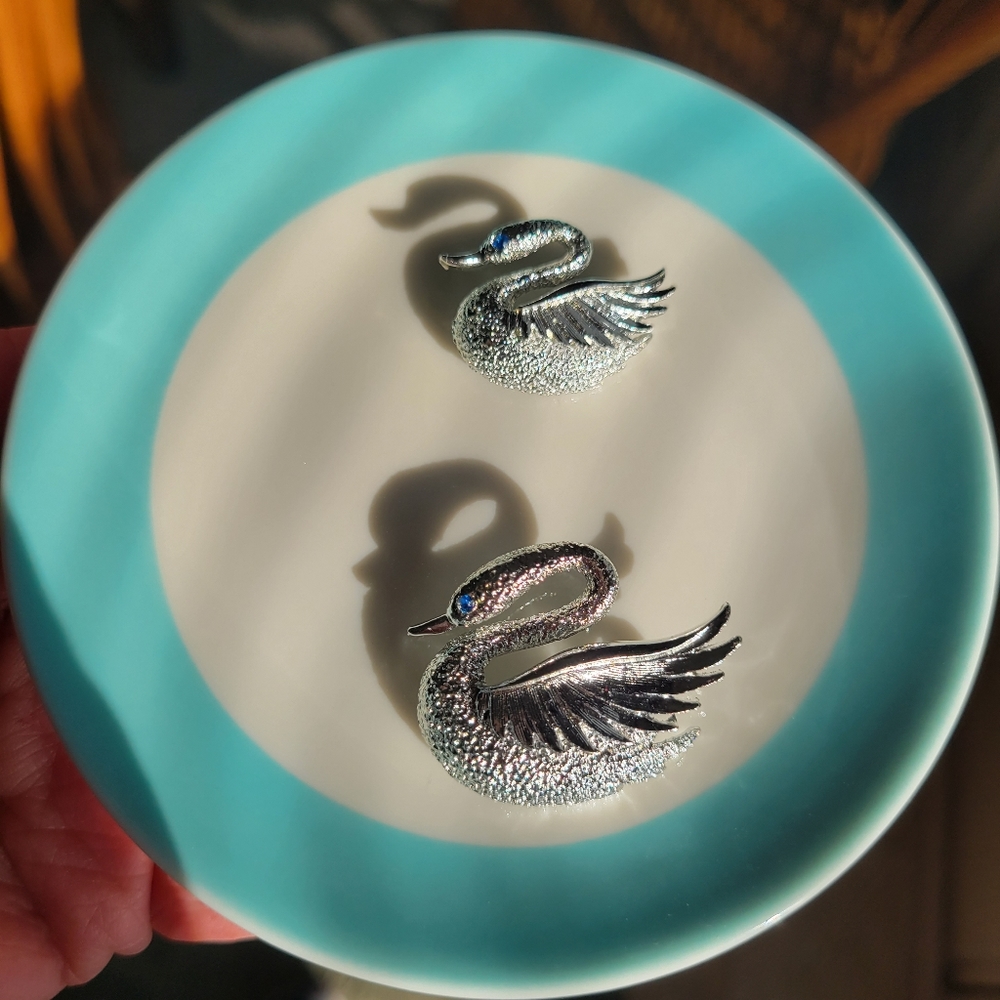Vintage Gerry's Silver Swan Scatter Pins Rhinestone Eye ~ Lovely!